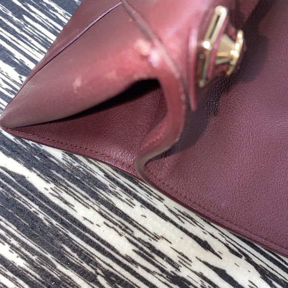 BALENCIAGA Large Metallic Edge City tote Burgundy - Picture 9 of 14